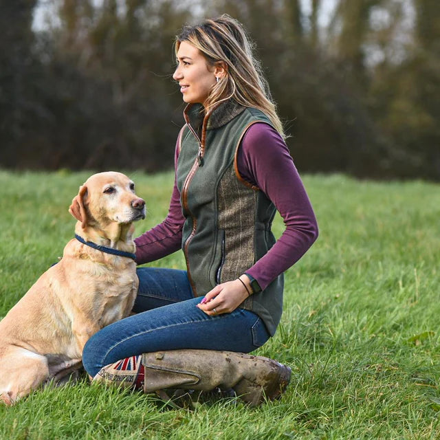 Gunner & Hound Ladies Forest Green Tweed Incorporated Gilet
